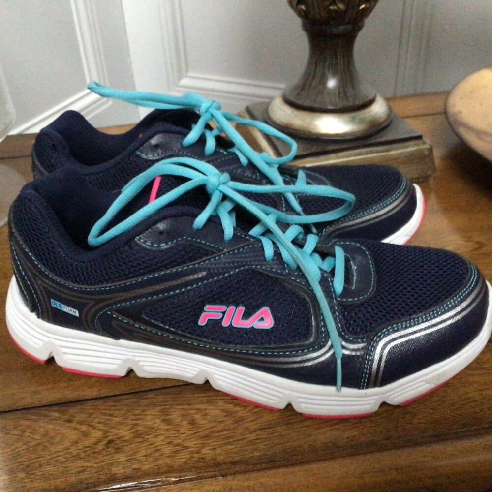 Fila Women's Foam Dark Blue and Pink Walking Athletic Shoes Sz 11`